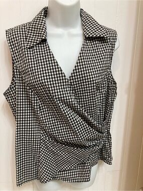 Sleeveless top, black and check, Jones of New York, L